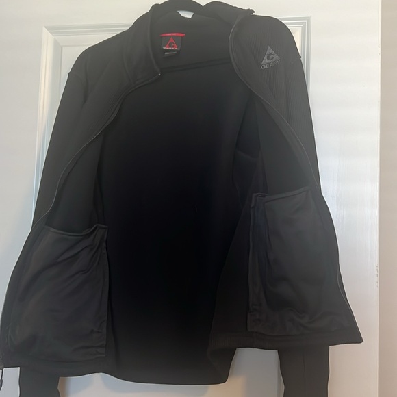 Gerry Men’s Medium Black Zip-up Polyester Knit Jacket - Picture 5 of 6